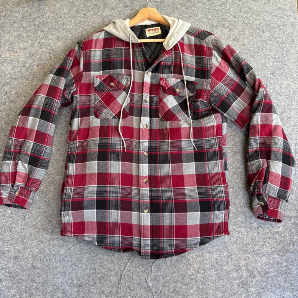 Wrangler Authentics Jacket Men's Medium Red Plaid Quilted Lined Hooded Flannel